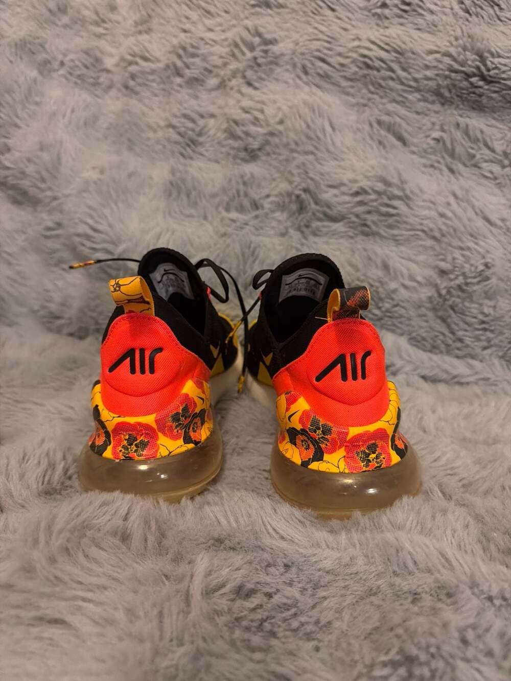 Nike Air Max 270 SE Floral Heel Black University Gold Women's Size 8.5 - Picture 2 of 6